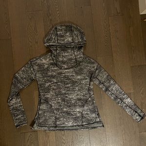 Lululemon black/white hoodie